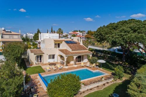 Sesmarias Villa | Idyllic Beach Villa Casa de Amanhã with Heated Pool