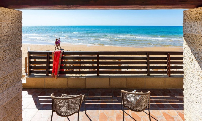 Donnalucata Villa | Seaside Villa Near Donnalucata, Sicily with Ocean Views