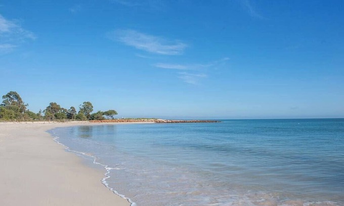 Broadwater House | Beach Walk Cottage on Rose: Guest Rated 10/10 with Breakfast