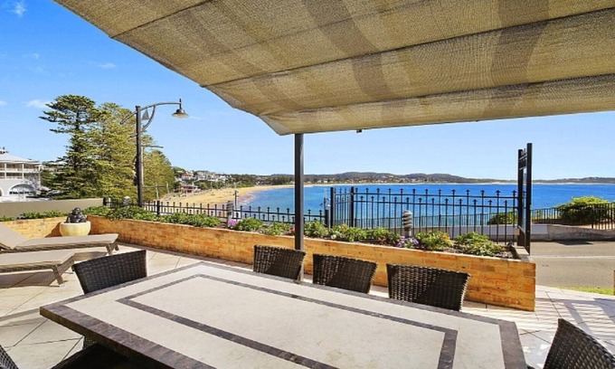 Terrigal Apartment | Beachbound Sandalwood: Oceanfront Bliss with Private Pool