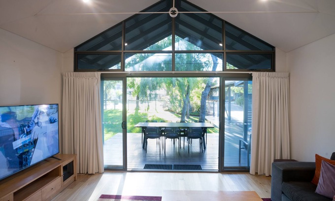 Quindalup House | Beachcomber - Exceptional Oceanfront Retreat for Families