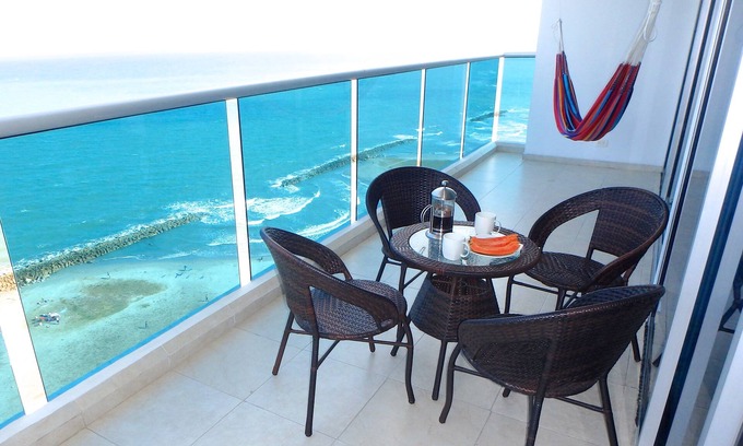 El Cabrero Apartment | Top-Rated Beachfront 2BR Apt with Pool & Sea Views