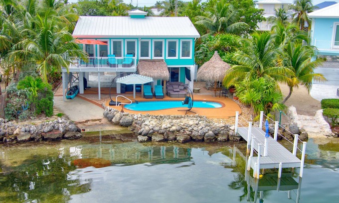 Breezeswept Beach Estates House | Unforgettable Beachfront Fishing Oasis with Ocean Views