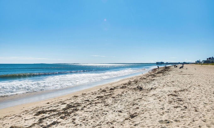 Old Orchard Beach Apartment | 'beachfront 9' Condo on Old Orchard Beach