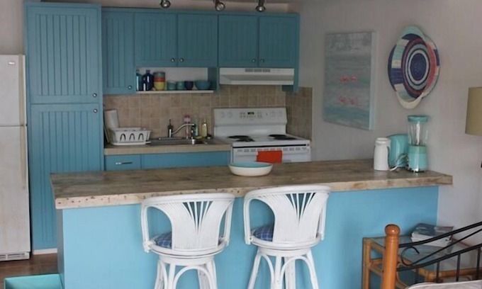 Discovery Bay Condo | Inviting Oceanview Studio at Coral Beach Near Port Lucaya