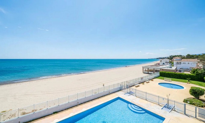 Miami Platja Apartment | Beachfront Escape with Pool & Spa - UHC RIVIERA Awaits