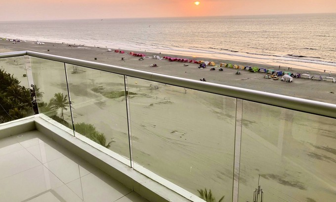 La Boquilla Condo | Beachfront Apartment with Ocean View and Pool Access