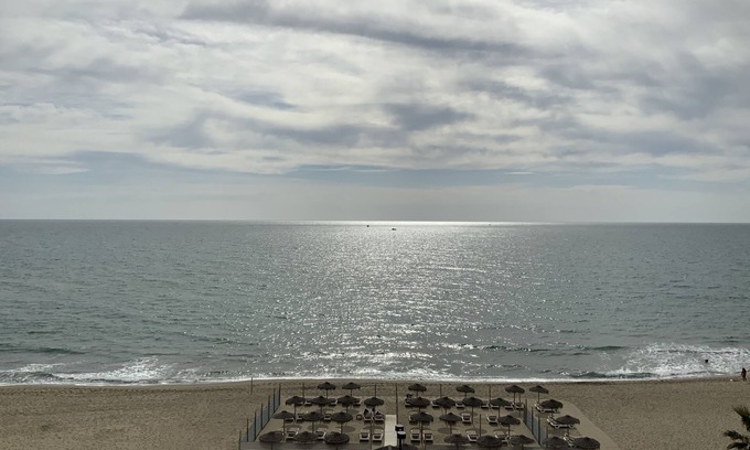 Torreblanca Condo | Oceanfront Apartment in Fuengirola - Guest Rated 10/10