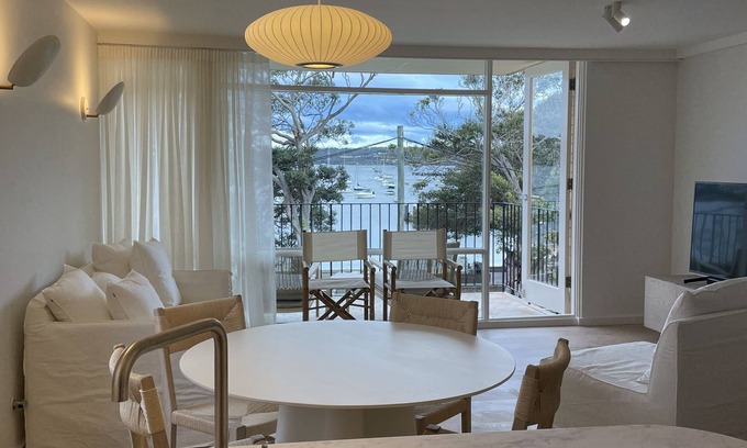 Mosman Apartment | Beachfront Balmoral Bliss: Designer Oceanview Retreat
