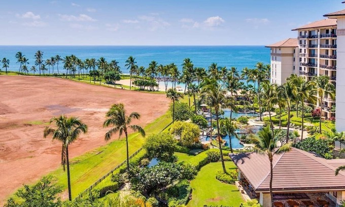Ko Olina Condo | Top-Rated Beachfront Villas at Ko Olina with Spa & Kitchen