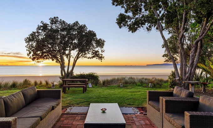 Parapara House | Beachfront Bliss, Parapara. Stunning beachfront home. Family and pet friendly.