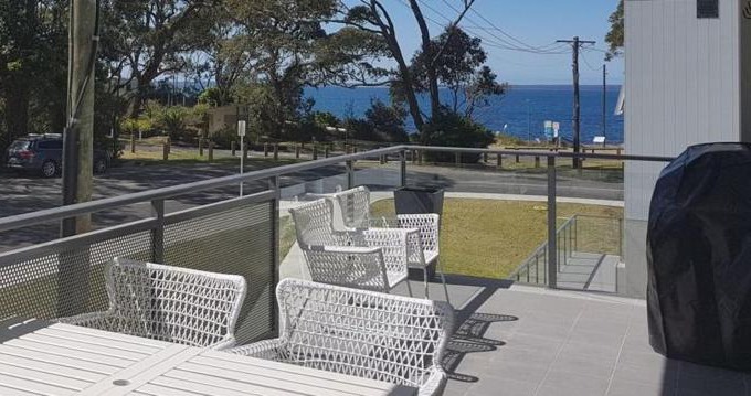 Huskisson Apartment | Oceanfront Escape at Beachfront Boogaloo - 4 Star Rated