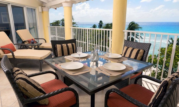 Dover Apartment | Oceanfront Condo with Pool - Sapphire 511, Guest Rated 10/10