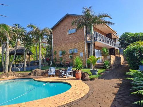 Kingsburgh Apartment | Beachfront Cabanas: 4-Star Stay with Ocean Views & Pool