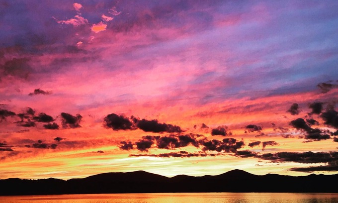 Fryeburg Cottage | Beachfront camp on Lovewell Pond