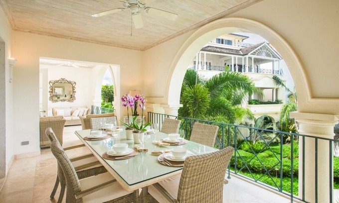 Schooner Bay Apartment | Exquisite Beachfront Retreat - Schooner Bay 205 Awaits You