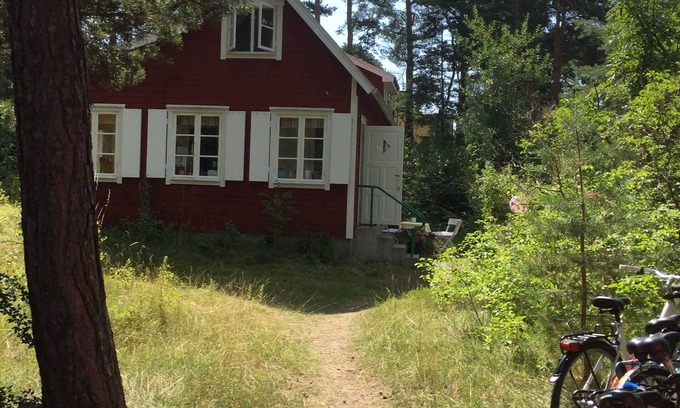 Aahus House | Beachfront Family Cottage in Ahus - Guest Rated 9.8/10