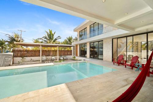San Crisanto House | Beachfront Bliss: Modern Designer House by Peninsula Stays