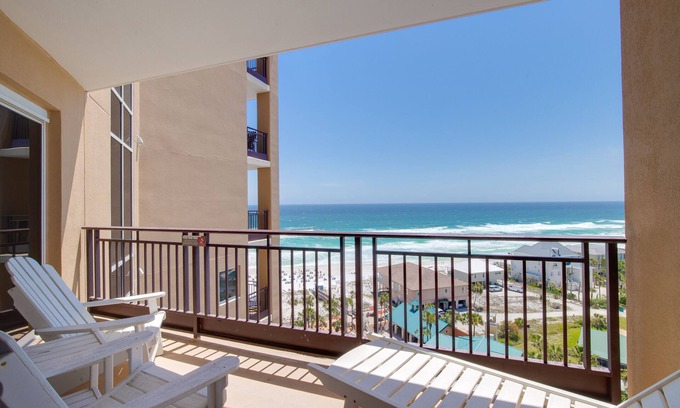 Sandestin Condo | Oceanfront Retreat with Pool, Hot Tub & Golf Cart Access