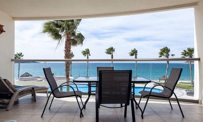 San Carlos Condo | Beachfront Condo w resort activities and ocean access - Playa Blanca by RedAwning