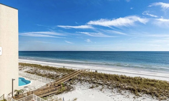 Gulf Shores Condo | Beachfront Retreat with Balcony in Gulf Shores, AL
