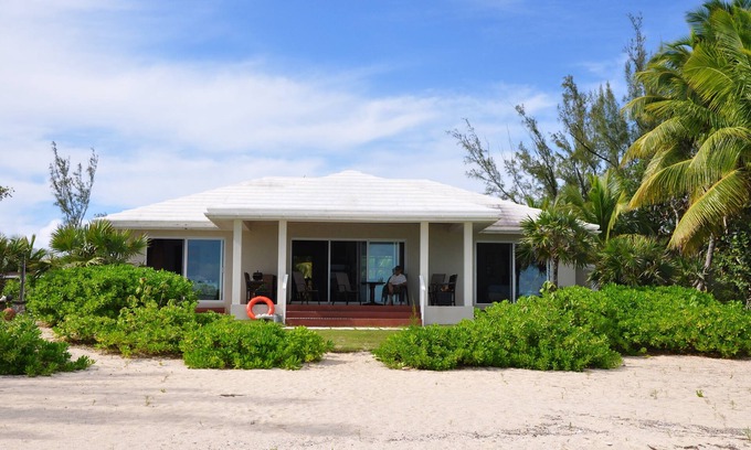 Governor's Harbour House | Unforgettable Beachfront Retreat with Tiki Hut & Kayaks