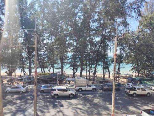 Rayong Apartment | Beachfront Family Room: Relax with Ocean Views & Pool Access