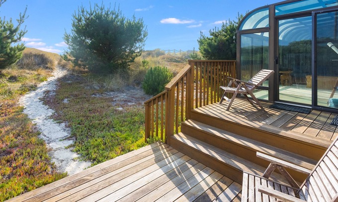 Stinson Beach House | Seaside Family Retreat with Oceanfront Views and Breakfast