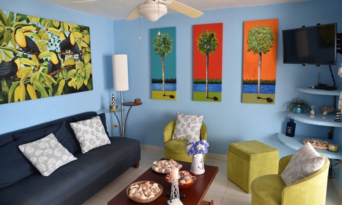 Chicxulub Puerto Condo | Inviting Beachfront Flamingos Condo with Pool & Wi-Fi