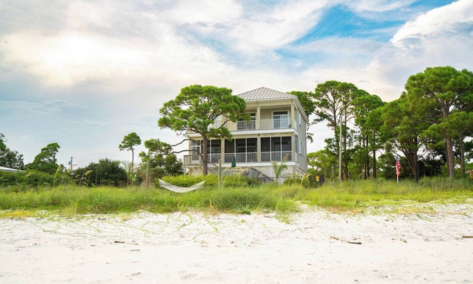 Alligator Point House | Beachfront Bliss: Rated 10/10 with Ocean View Amenities