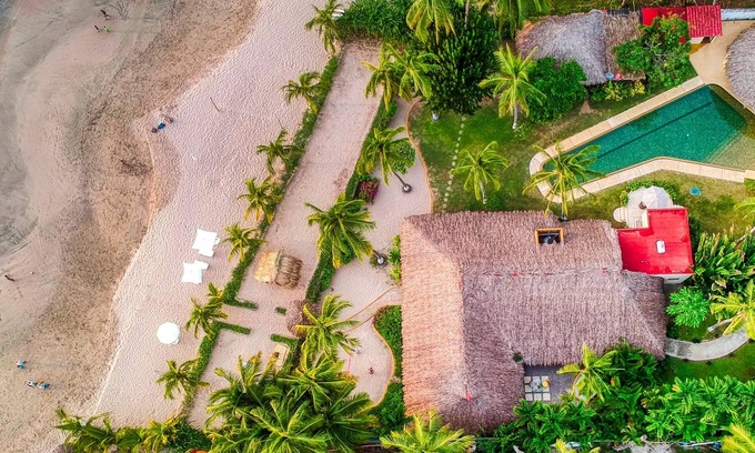 Ixtapa - Zihuatanejo House | Oceanfront Retreat in La Ropa with Pickleball & Pool