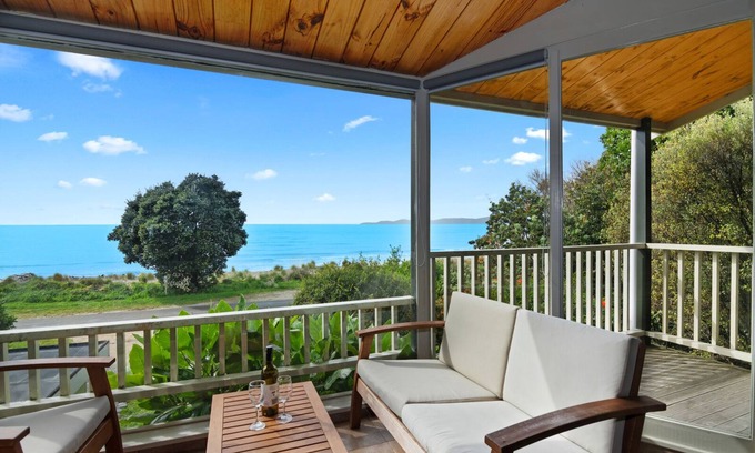 Collingwood House | Beachfront Retreat with Pets Welcome & Ocean Views