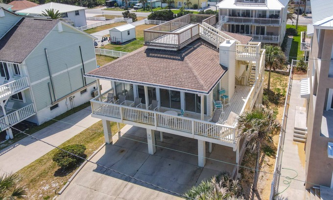 New Smyrna Beach House | Beachfront Escape with Rooftop Deck & Family-Friendly Amenities