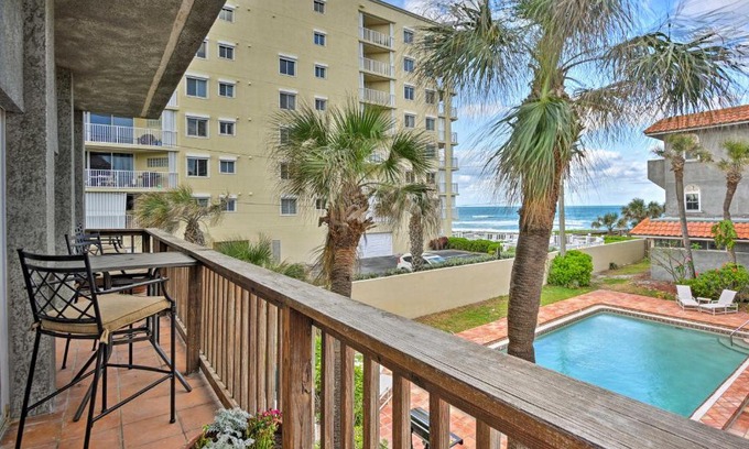 Indialantic Apartment | Beachfront Indialantic Home with Pool & Ocean Views