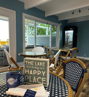 Baileys Harbor Hotel | Beachfront Inn: Ocean View with Pool & Private Beach Access