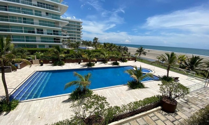 La Boquilla Condo | Oceanfront Condo Getaway in Cartagena, Colombia