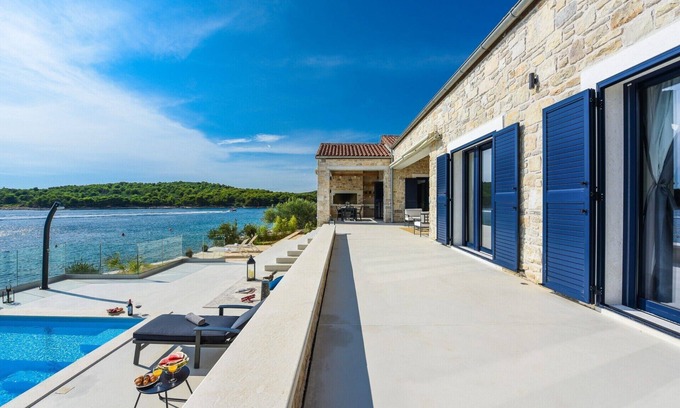 Zdrelac Villa | Ocean View Retreat with Pool and Spa Just Steps from Beach