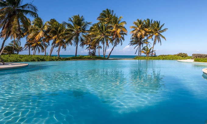 Mameyes II Apartment | Oceanfront Villa at Wyndham Rio Mar with Top Amenities