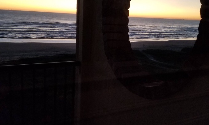 South Padre Island Condo | Beachfront Penthouse Condo with Gulf View at Suntide II