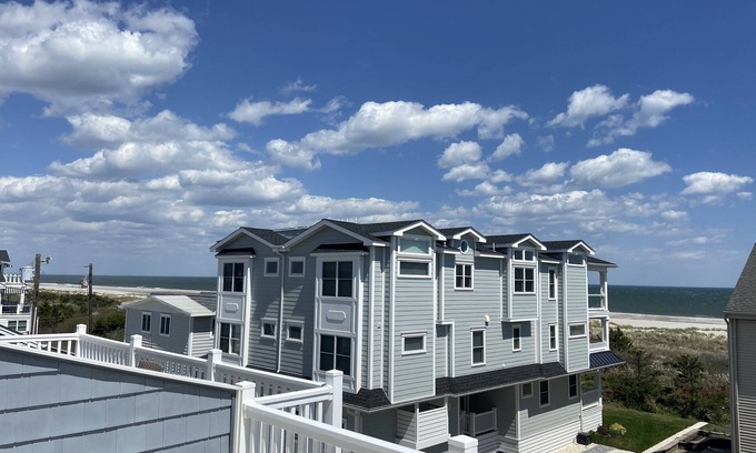 Sea Isle City House | Oceanfront Retreat: 5BR Home with Decks & Hot Tub