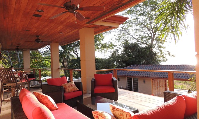 Potrero House | Discover Playa Portrero: Beachfront Bliss with Spa & Views