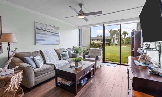 Fort Pierce Condo | Beachfront Paradise: Golf, Pools & Family-Friendly Fun