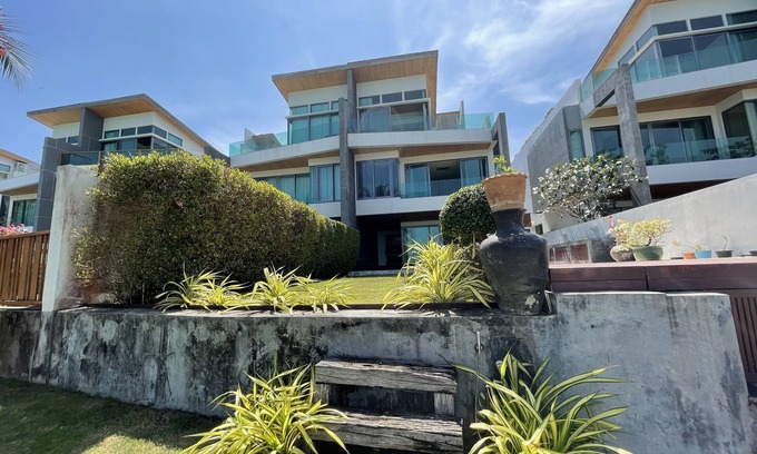 Rawai Villa | Beachfront Pool Villa in Rawai, Phuket with Private Pool