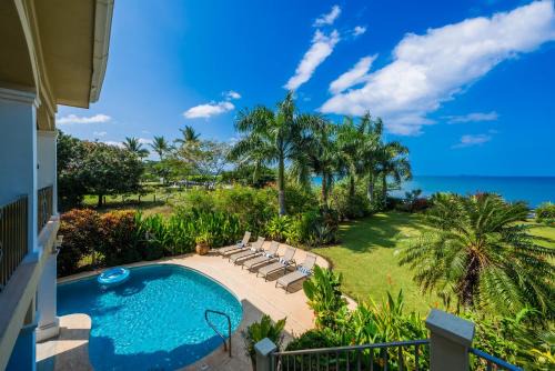 Potrero Villa | Beachfront Villa with Private Cook and Ocean Views - Casa Royal