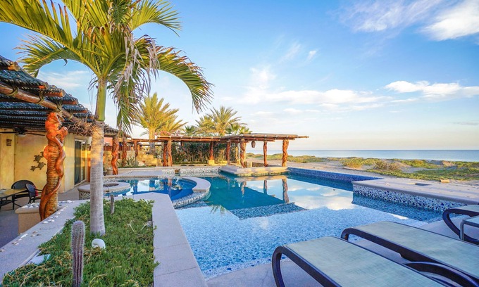 La Paz Villa | Oceanfront Getaway with Private Pool & Golf at Paraiso del Mar