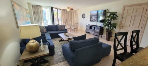 South Padre Island Apartment | Oceanfront Resort with Heated Pool & Hot Tub - Saida Royale 9039