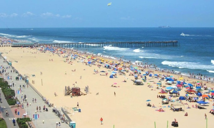 Virginia Beach Apartment | Beachfront resort in Virginia Beach - just reduced 25% - August 2nd to 9th