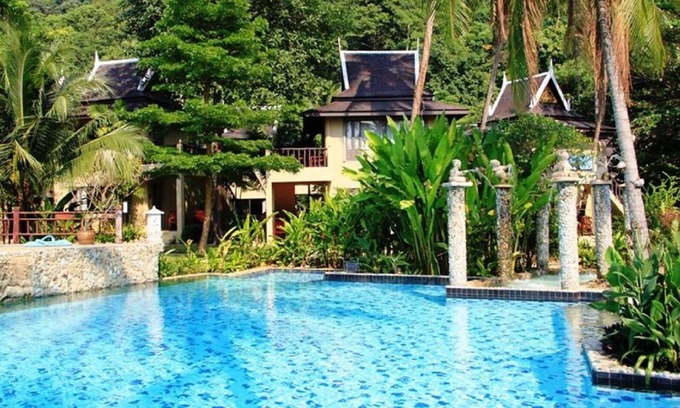 Ko Chang Resort | Beachfront Resort with Superior Garden Views & Pool Access