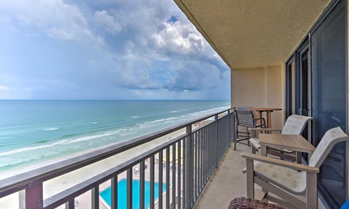New Smyrna Beach Apartment | Beachfront Resort Condo with Breathtaking Ocean Views