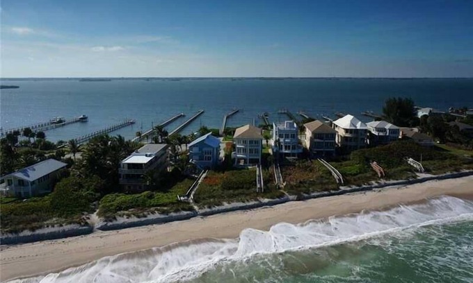 Ambersand Beach House | Beachfront Retreat: Unmatched Views & Rooftop Relaxation